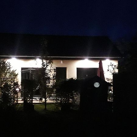 Gite Avec Option Bien-Etre Sur La Veloscenie Montigny-le-Chartif Exteriör bild
