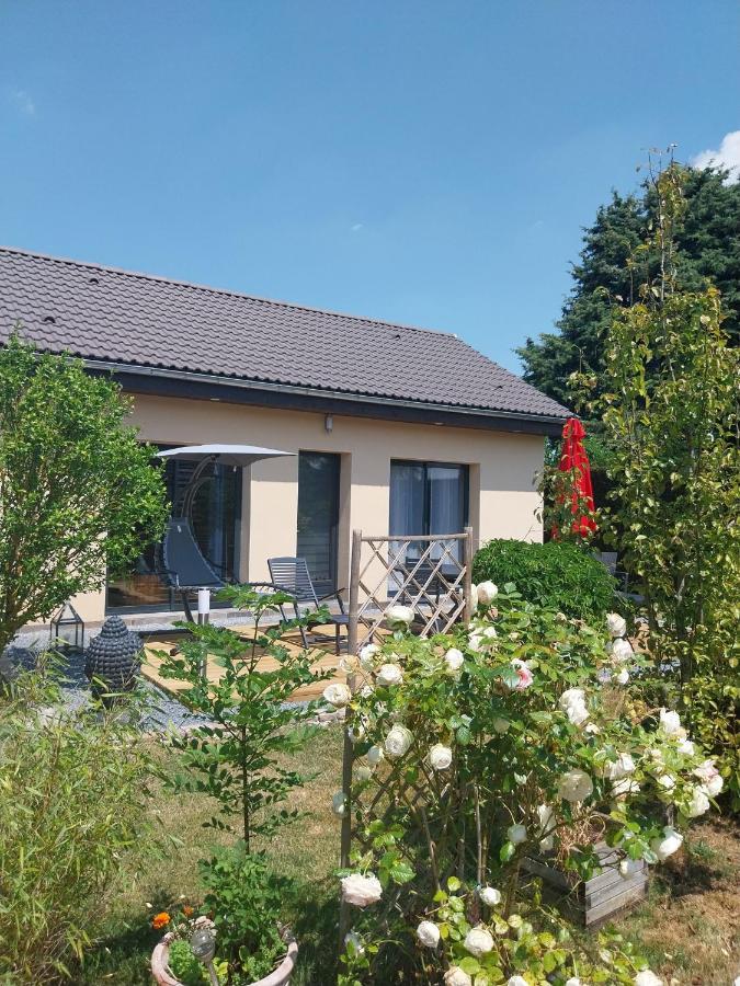 Gite Avec Option Bien-Etre Sur La Veloscenie Montigny-le-Chartif Exteriör bild