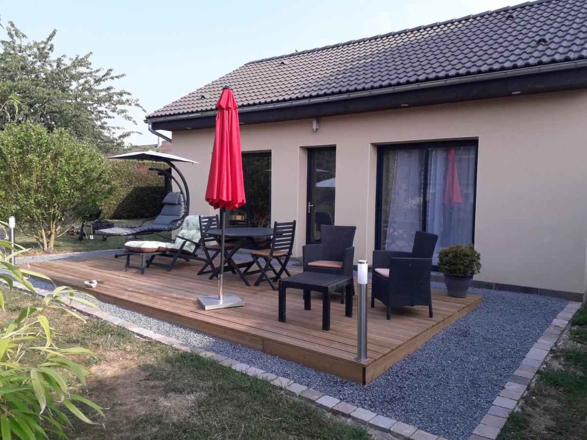 Gite Avec Option Bien-Etre Sur La Veloscenie Montigny-le-Chartif Exteriör bild