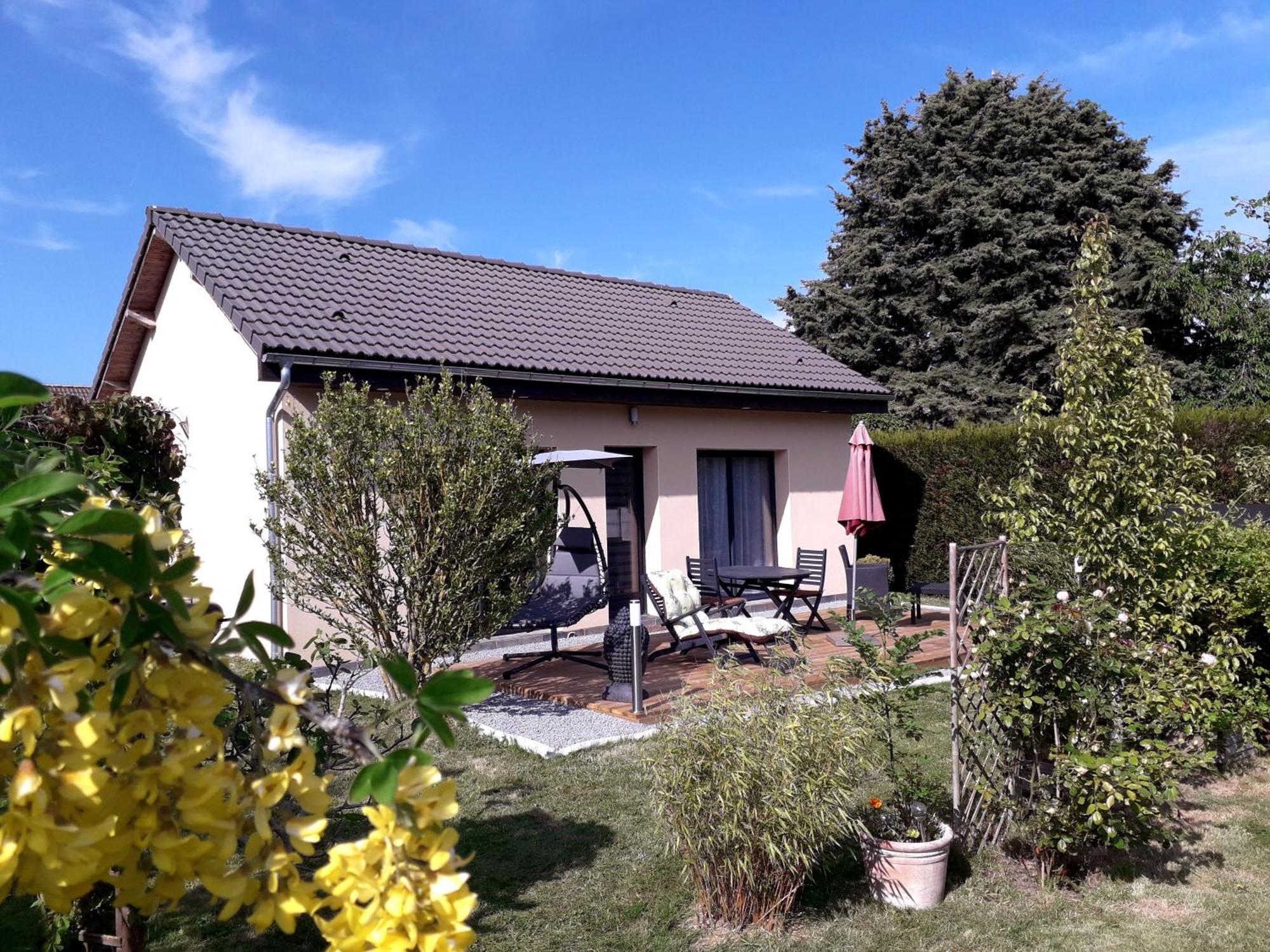 Gite Avec Option Bien-Etre Sur La Veloscenie Montigny-le-Chartif Exteriör bild